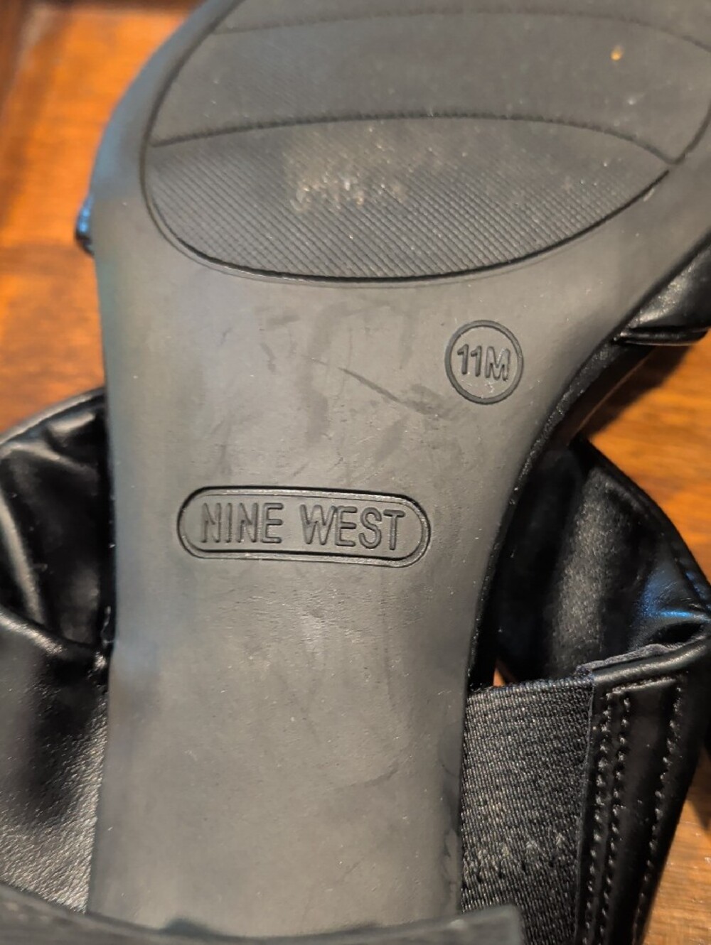 NINE WEST Size 11M-Black Twisted Double-Strap Slide Mules - Picture 7 of 13